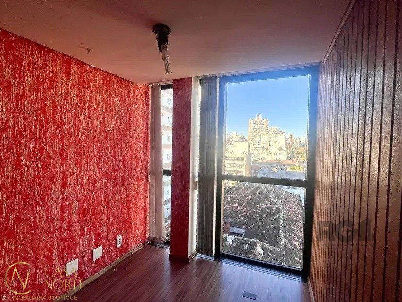Sala Comercial à venda com 1 quarto, 29m², Avenida Érico Veríssimo no bairro Menino Deus em Porto Alegre