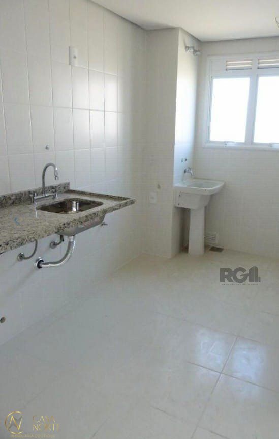 Apartamento à venda com 3 quartos, 80m², 1 suíte, 1 vaga, Rua Irmao Norberto Francisco Rauch no bairro Jardim Carvalho em Porto Alegre