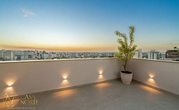 Cobertura à venda com 3 quartos, 270m², 3 suítes, 3 vagas, Travessa Saúde no bairro Auxiliadora em Porto Alegre