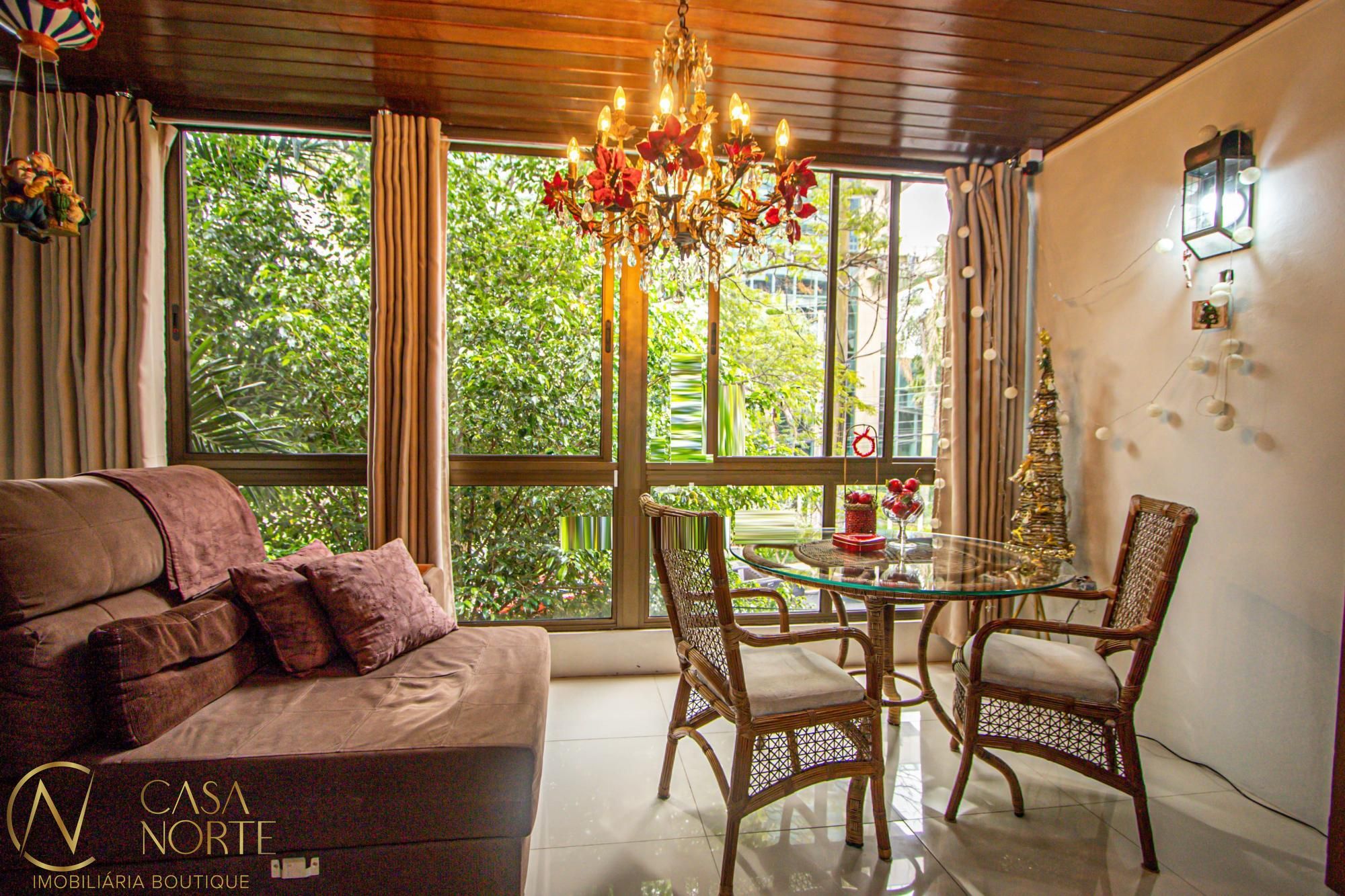 Apartamento à venda com 4 quartos, 254m², 1 suíte, 2 vagas, Avenida Soledade no bairro Petrópolis em Porto Alegre