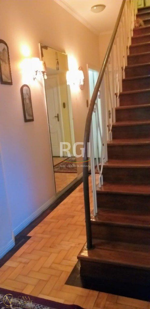Apartamento à venda com 3 quartos, 190m², Rua Jeronimo Coelho no bairro Centro Histórico em Porto Alegre