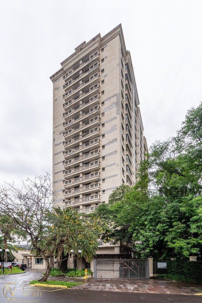 Apartamento à venda com 2 quartos, 85m², 1 suíte, 2 vagas, Avenida Luiz Manoel Gonzaga no bairro Três Figueiras em Porto Alegre