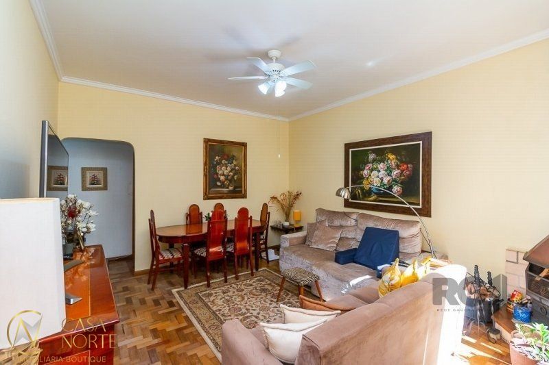 Apartamento à venda com 3 quartos, 133m², 1 vaga, Rua Gonçalves Dias no bairro Menino Deus em Porto Alegre