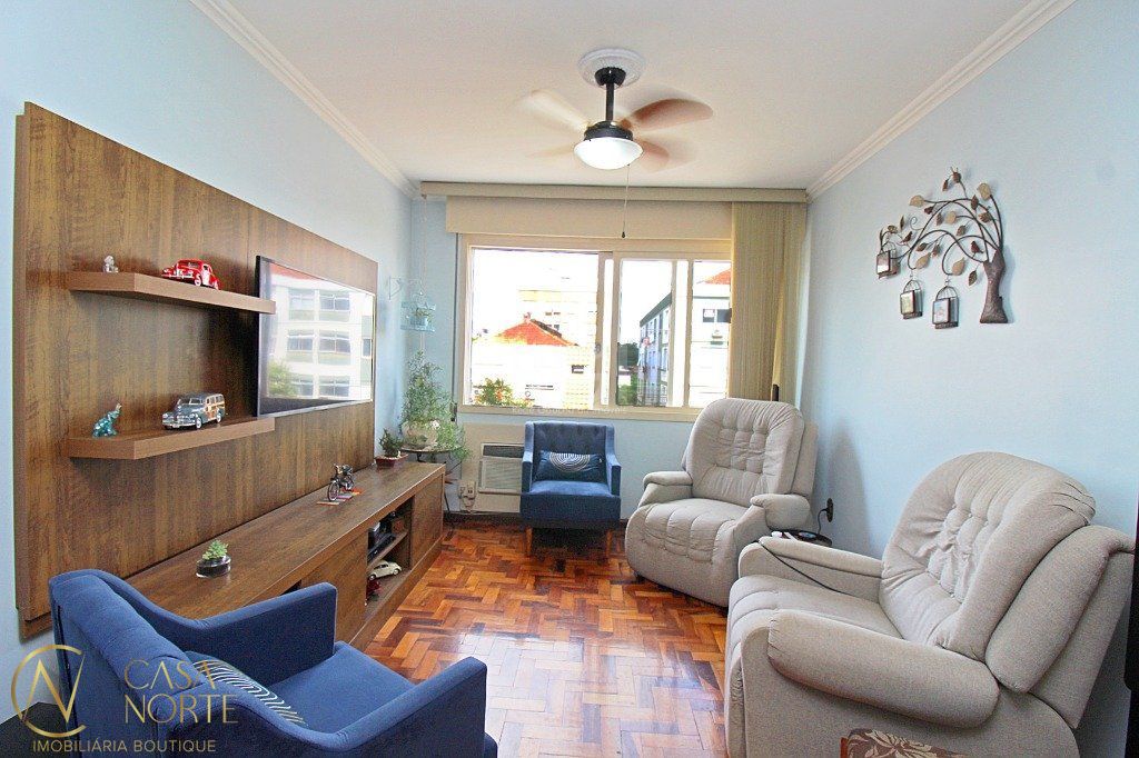 Apartamento à venda com 3 quartos, 98m², Avenida Andarai no bairro Passo da Areia em Porto Alegre