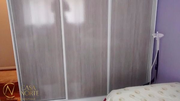 Apartamento à venda com 2 quartos, 60m², Avenida Taquara no bairro Petrópolis em Porto Alegre