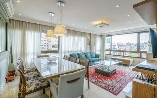 Apartamento à venda com 3 quartos, 136m², 3 suítes, 3 vagas, Avenida Lageado no bairro Petrópolis em Porto Alegre
