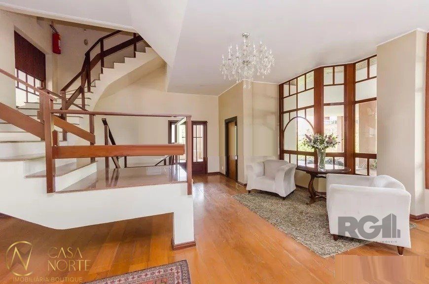 Apartamento à venda com 4 quartos, 305m², 4 suítes, 2 vagas, Rua Carlos Trein Filho no bairro Auxiliadora em Porto Alegre