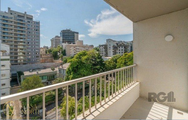 Apartamento à venda com 3 quartos, 134m², 1 suíte, 2 vagas, Rua Coronel Bordini no bairro Auxiliadora em Porto Alegre