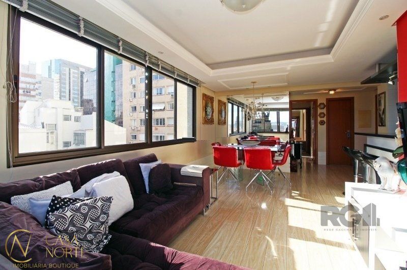 Apartamento à venda com 3 quartos, 95m², 1 suíte, 2 vagas, Rua Castro Alves no bairro Independência em Porto Alegre
