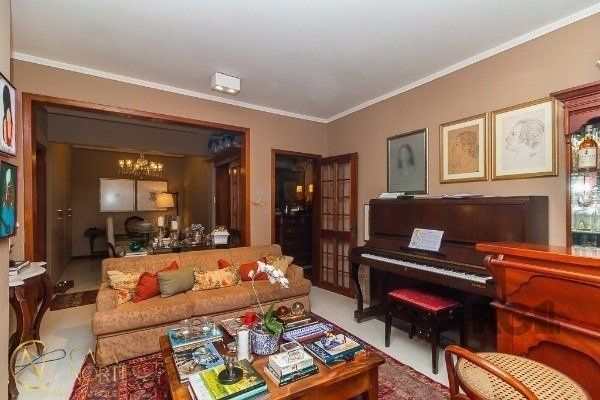 Apartamento à venda com 3 quartos, 121m², 1 suíte, Rua Hilário Ribeiro no bairro Moinhos de Vento em Porto Alegre
