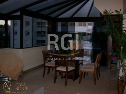 Cobertura à venda com 3 quartos, 201m², 1 suíte, 2 vagas, Rua Buenos Aires no bairro Jardim  Botânico em Porto Alegre