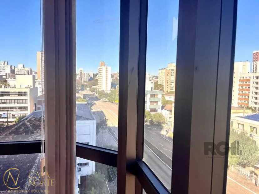 Sala Comercial à venda com 1 quarto, 29m², Avenida Érico Veríssimo no bairro Menino Deus em Porto Alegre