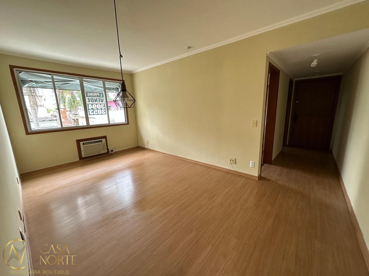 Apartamento à venda com 2 quartos, 72m², 1 vaga, Rua Anita Garibaldi no bairro Mont Serrat em Porto Alegre