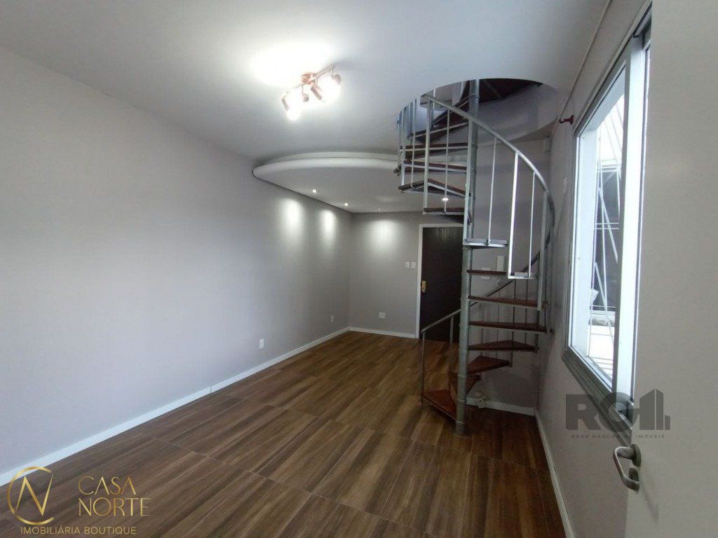 Cobertura à venda com 2 quartos, 139m², 2 vagas, Rua São Manoel no bairro Rio Branco em Porto Alegre
