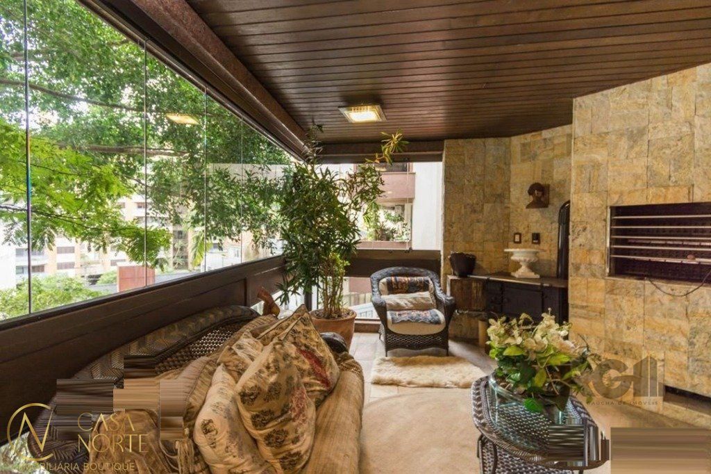 Apartamento à venda com 3 quartos, 204m², 1 suíte, 2 vagas, Rua Ciro Gavião no bairro Bela Vista em Porto Alegre