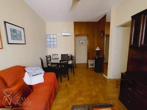 Apartamento à venda com 2 quartos, 75m², Rua Riachuelo no bairro Centro Histórico em Porto Alegre
