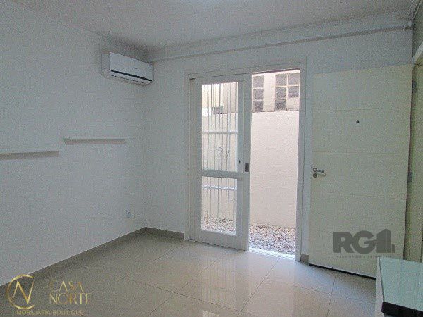 Apartamento à venda com 1 quarto, 39m², Avenida Alegrete no bairro Petrópolis em Porto Alegre