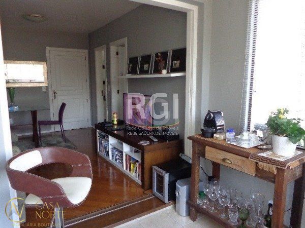 Apartamento à venda com 1 quarto, 47m², 1 vaga, Rua Engenheiro Adolfo Stern no bairro Bela Vista em Porto Alegre