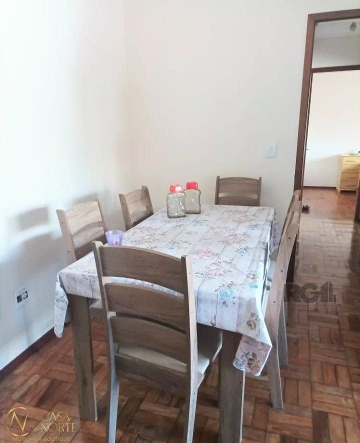 Apartamento à venda com 2 quartos, 82m², Rua Portugal no bairro São João em Porto Alegre