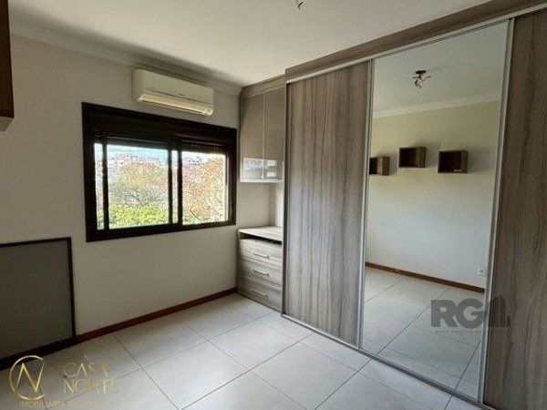 Apartamento à venda com 2 quartos, 68m², 1 suíte, 2 vagas, Rua Chile no bairro Jardim  Botânico em Porto Alegre