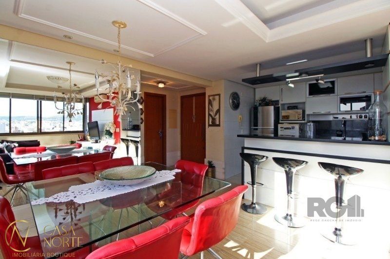 Apartamento à venda com 3 quartos, 95m², 1 suíte, 2 vagas, Rua Castro Alves no bairro Independência em Porto Alegre