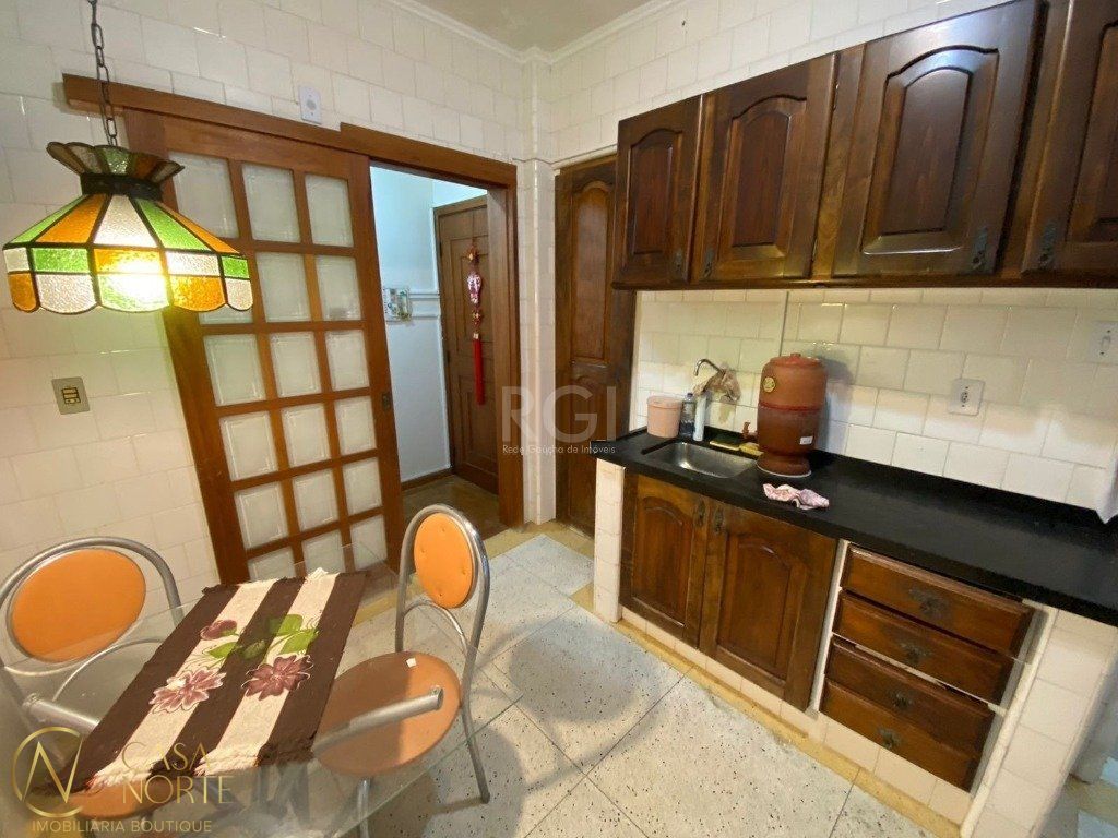 Apartamento à venda com 2 quartos, 97m², Rua General João Telles no bairro Bom Fim em Porto Alegre