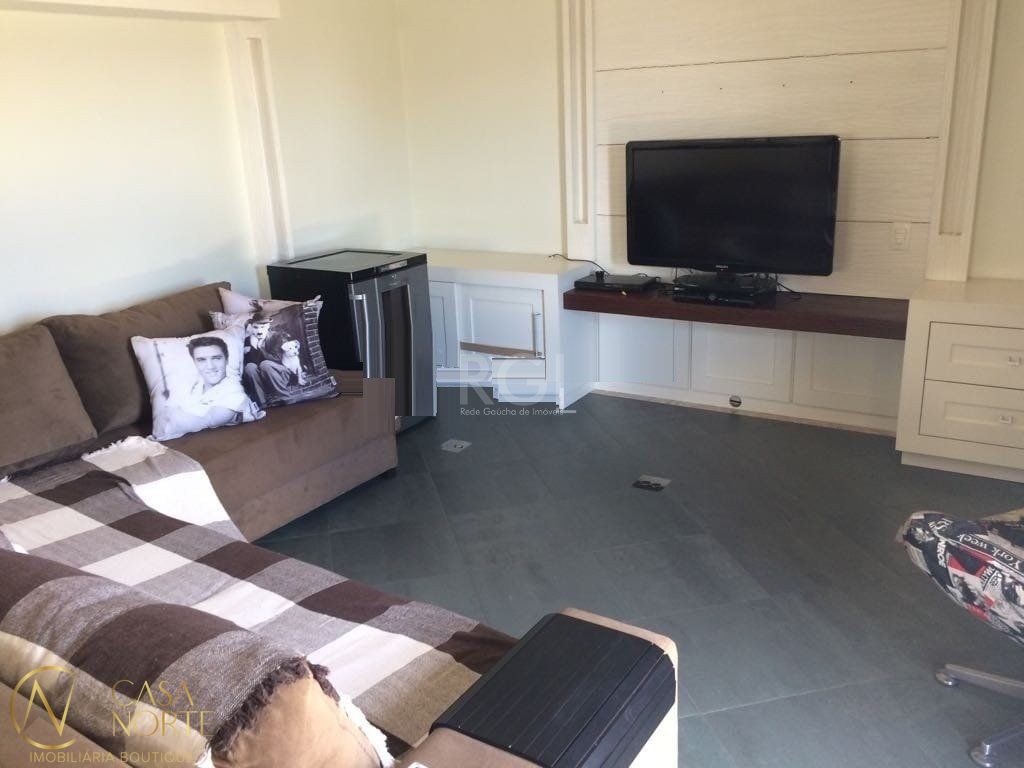 Cobertura à venda com 3 quartos, 248m², 1 suíte, 2 vagas, Rua Tenente-Coronel Fabricio Pilar no bairro Mont Serrat em Porto Alegre