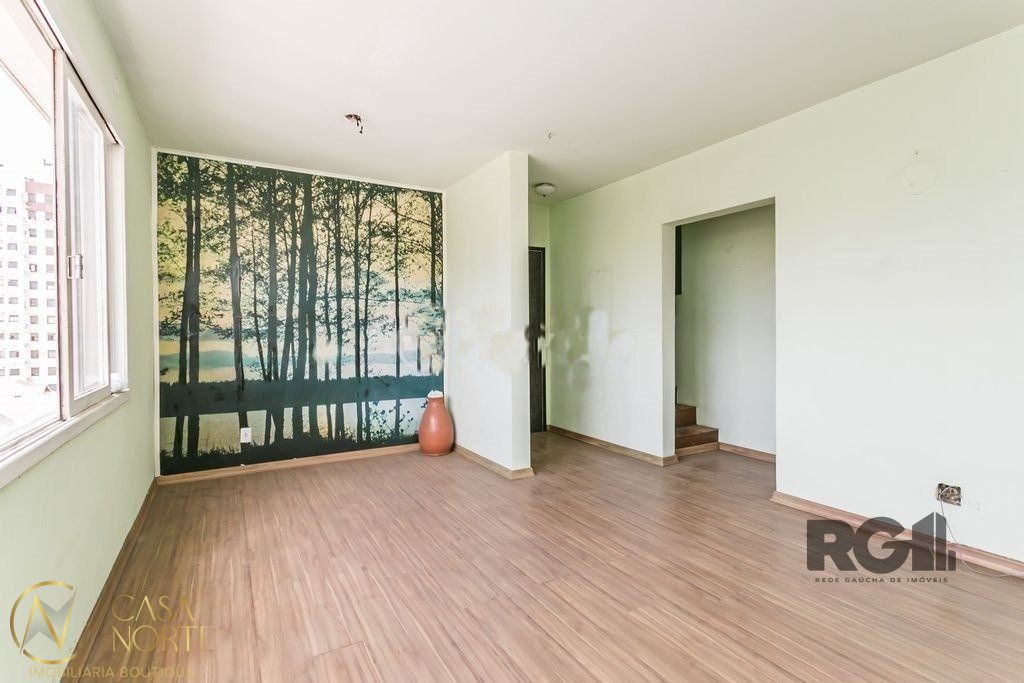 Cobertura à venda com 3 quartos, 183m², 1 suíte, 2 vagas, Avenida Ijui no bairro Petrópolis em Porto Alegre