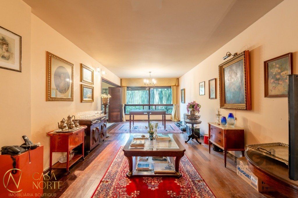 Apartamento à venda com 3 quartos, 120m², 1 suíte, 1 vaga, Rua Quintino Bocaiúva no bairro Floresta em Porto Alegre