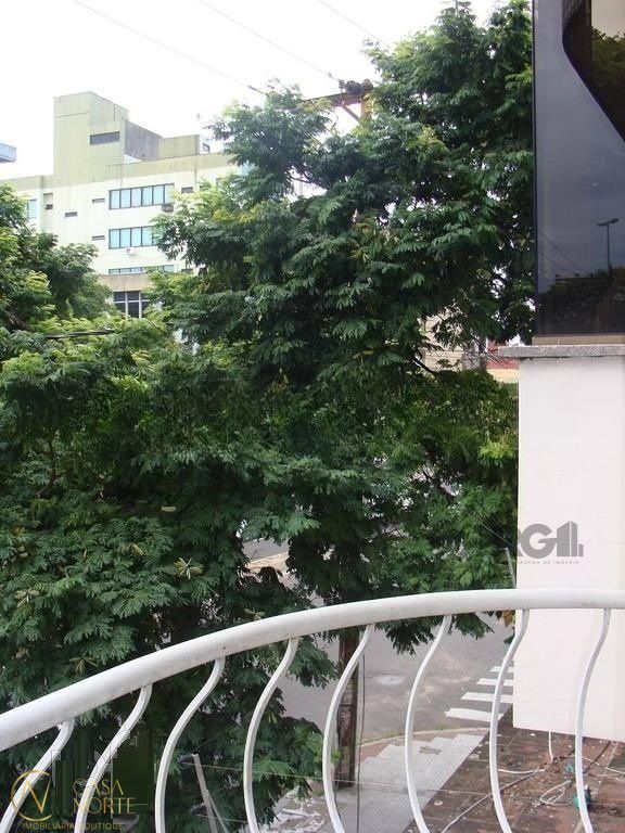 Apartamento à venda com 3 quartos, 70m², Avenida Cristóvão Colombo no bairro Moinhos de Vento em Porto Alegre