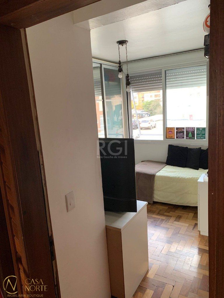 Apartamento à venda com 2 quartos, 64m², Rua Gomes Jardim no bairro Santana em Porto Alegre