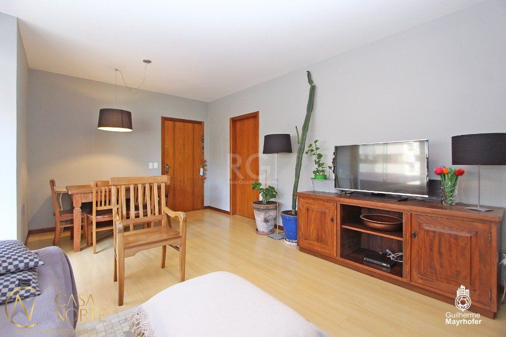 Apartamento à venda com 3 quartos, 114m², 1 suíte, 2 vagas, Avenida João Obino no bairro Petrópolis em Porto Alegre