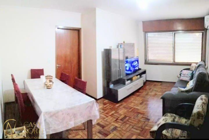Apartamento à venda com 2 quartos, 82m², Rua Portugal no bairro São João em Porto Alegre