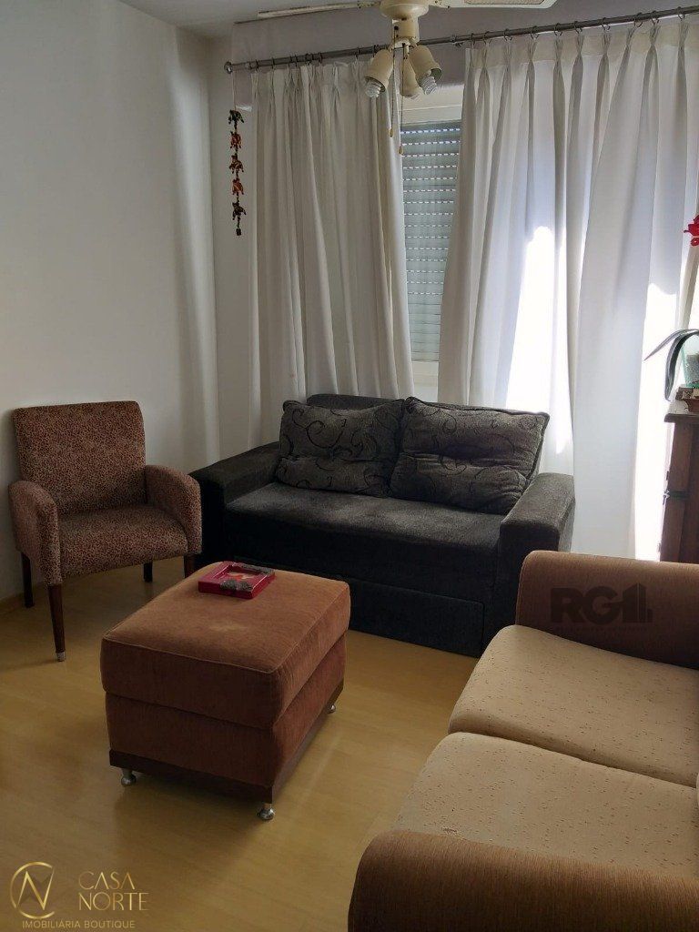 Apartamento à venda com 2 quartos, 76m², 1 vaga, Rua Ramiro Barcelos no bairro Bom Fim em Porto Alegre