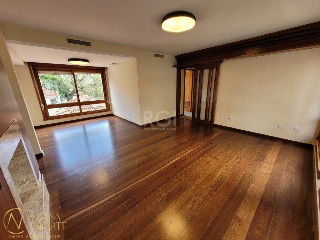 Apartamento à venda com 3 quartos, 121m², 1 suíte, 2 vagas, Rua Carlos Von Koseritz no bairro São João em Porto Alegre