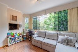 Apartamento à venda com 2 quartos, 75m², 1 suíte, 2 vagas, Rua Itaboraí no bairro Jardim  Botânico em Porto Alegre