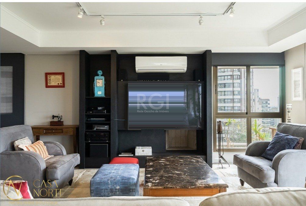 Apartamento à venda com 3 quartos, 204m², 3 suítes, 4 vagas, Rua Artur Rocha no bairro Auxiliadora em Porto Alegre