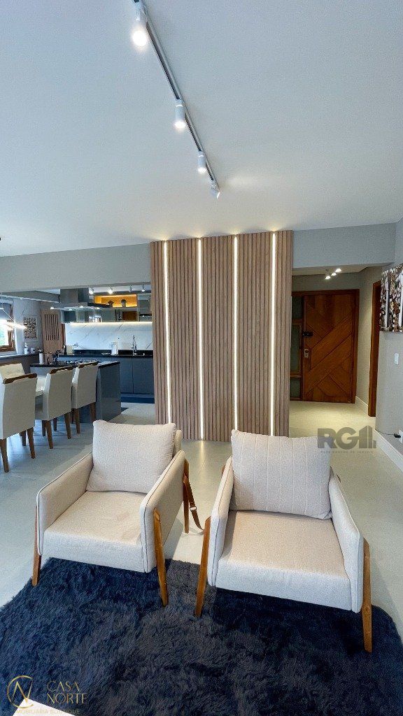 Apartamento à venda com 3 quartos, 148m², 1 suíte, 2 vagas, Rua Desembargador Augusto Loureiro Lima no bairro Petrópolis em Porto Alegre