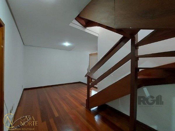 Cobertura à venda com 2 quartos, 115m², 1 vaga, Rua Sinimbú no bairro Petrópolis em Porto Alegre