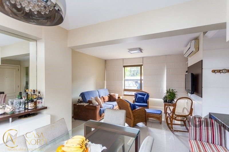 Apartamento à venda com 3 quartos, 94m², 1 suíte, 2 vagas, Avenida Soledade no bairro Petrópolis em Porto Alegre