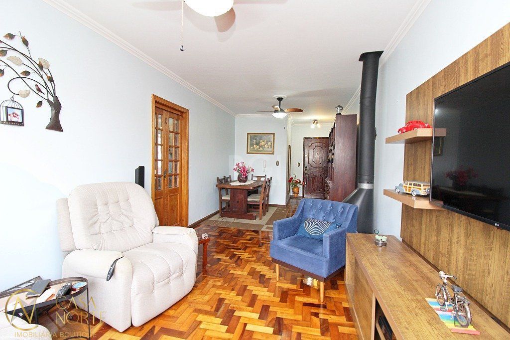 Apartamento à venda com 3 quartos, 98m², Avenida Andarai no bairro Passo da Areia em Porto Alegre