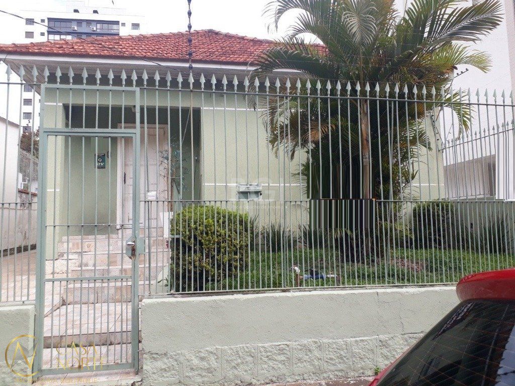 Casa à venda com 3 quartos, 152m², 1 suíte, 1 vaga, Rua Roque Gonzales no bairro Jardim  Botânico em Porto Alegre