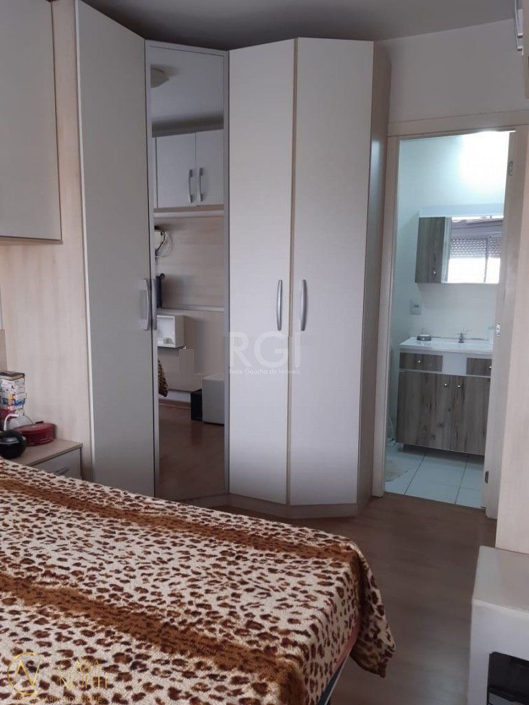 Apartamento à venda com 3 quartos, 67m², 1 suíte, 1 vaga, Avenida Bento Gonçalves no bairro Partenon em Porto Alegre