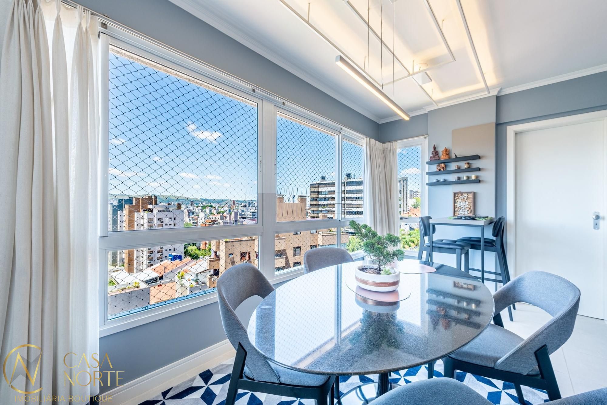 Apartamento à venda com 2 quartos, 90m², 1 suíte, 2 vagas, Rua Pedro Chaves Barcelos no bairro Bela Vista em Porto Alegre