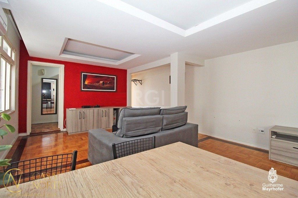 Apartamento à venda com 2 quartos, 81m², 1 suíte, 1 vaga, Rua General João Telles no bairro Bom Fim em Porto Alegre