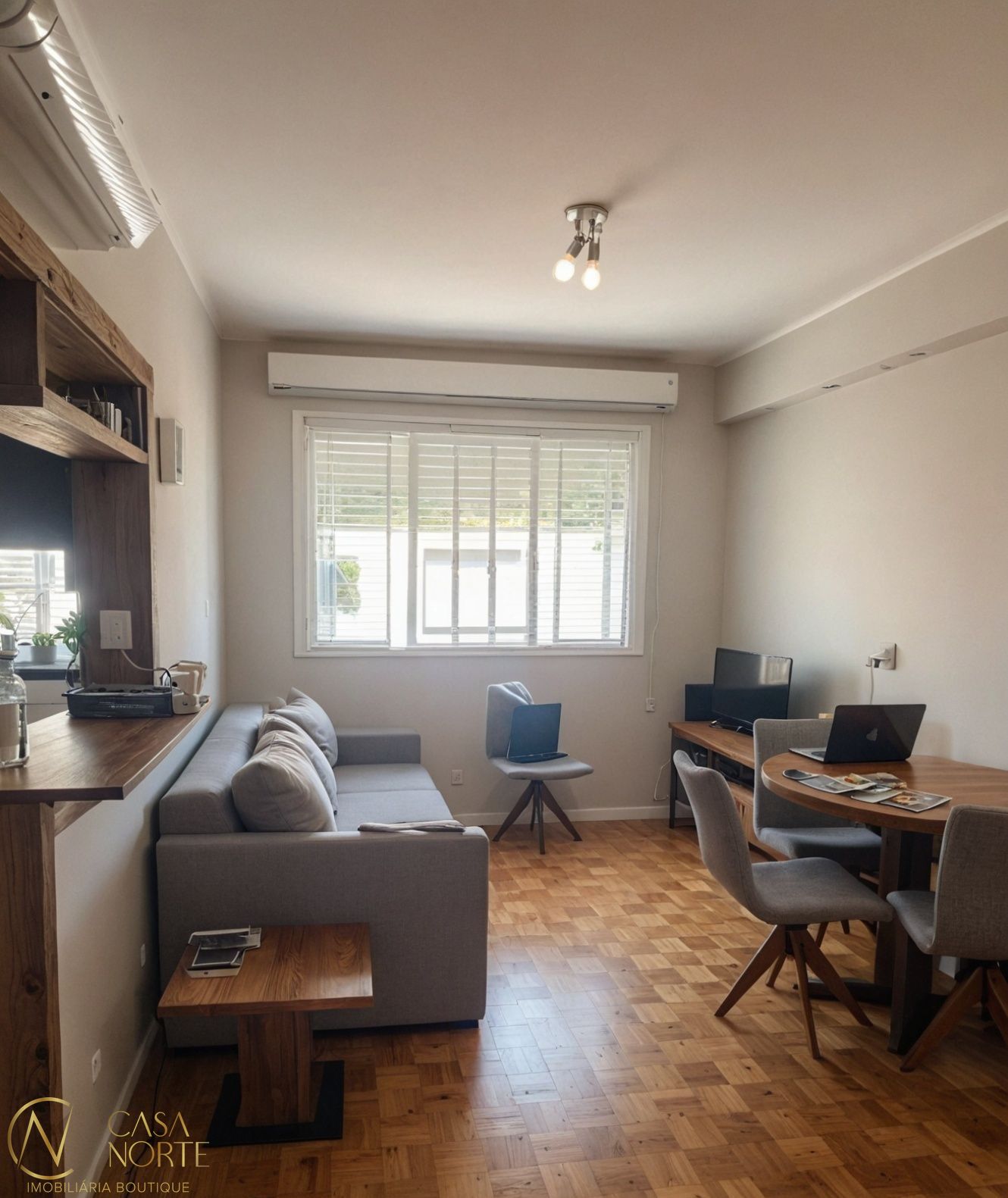 Apartamento à venda com 1 quarto, 43m², 1 vaga, Avenida Cristóvão Colombo no bairro Floresta em Porto Alegre