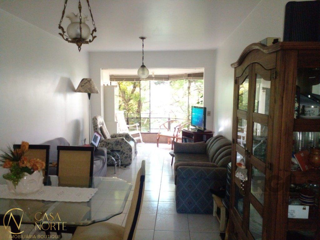 Apartamento à venda com 2 quartos, 87m², 1 vaga, Avenida Coronel Lucas de Oliveira no bairro Petrópolis em Porto Alegre