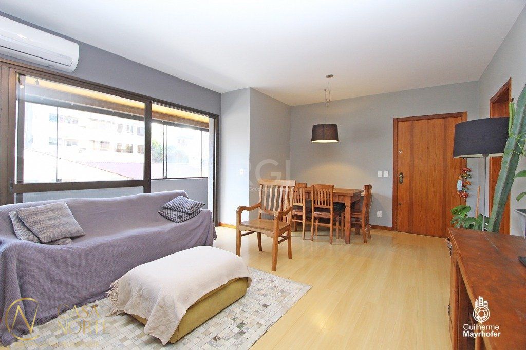 Apartamento à venda com 3 quartos, 114m², 1 suíte, 2 vagas, Avenida João Obino no bairro Petrópolis em Porto Alegre