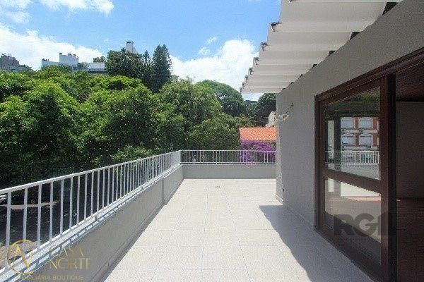 Cobertura à venda com 3 quartos, 153m², 1 vaga, Rua Pedro Chaves Barcelos no bairro Auxiliadora em Porto Alegre