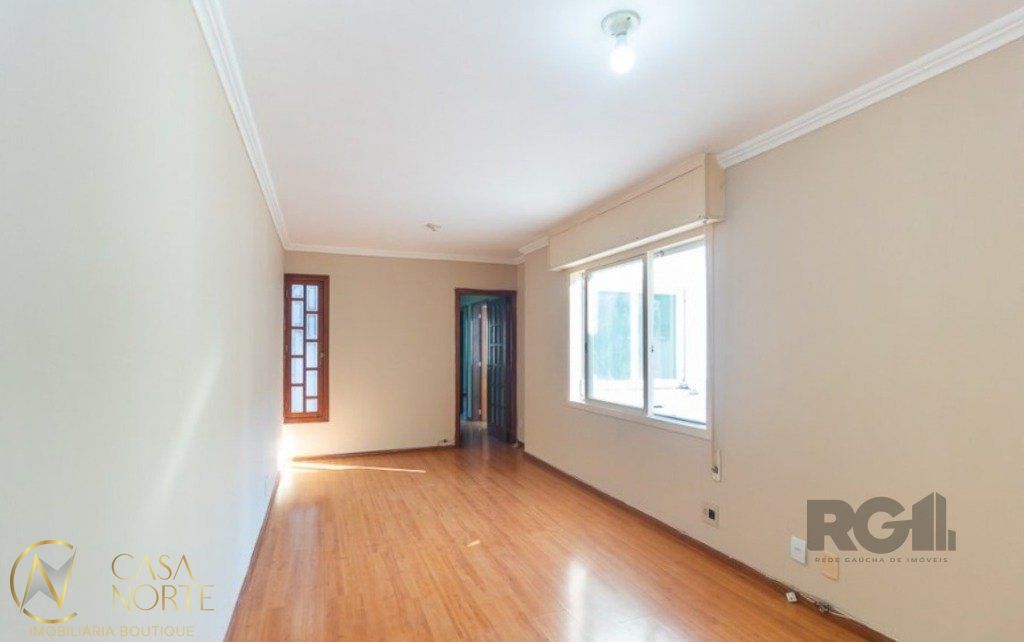 Apartamento à venda com 3 quartos, 97m², Avenida Coronel Lucas de Oliveira no bairro Petrópolis em Porto Alegre